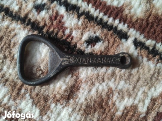 Grown zárak feliratú retró sörnyitó gyűjtői darab