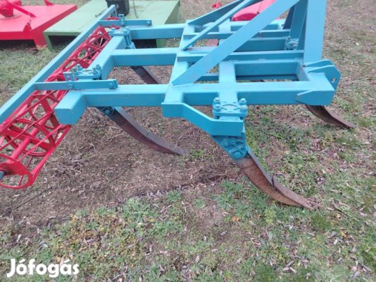 Gruber és altalaj lazitó MTZ traktorhoz