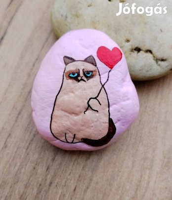 Grumpy cat Valentin napi macska