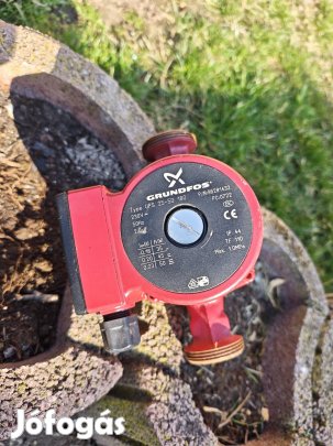 Grundfos UPS 25-50 keringető szivattyú 