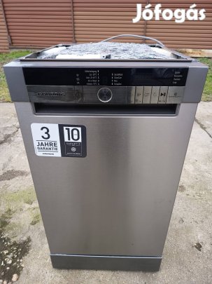Grundig 9 terítékes beépíthető mosogatógép 