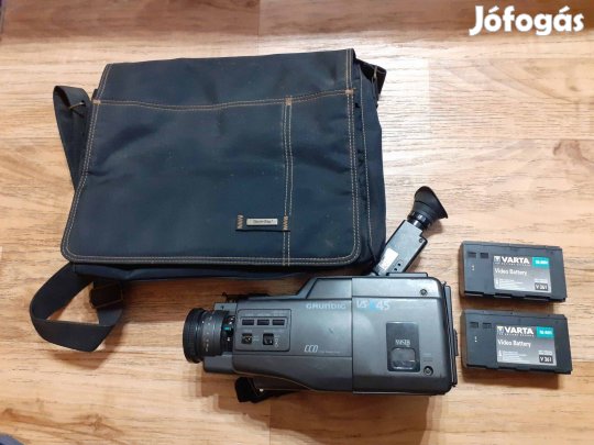 Grundig Camcorder VS-C45 kamera, hordtáskával + 2 akkuval