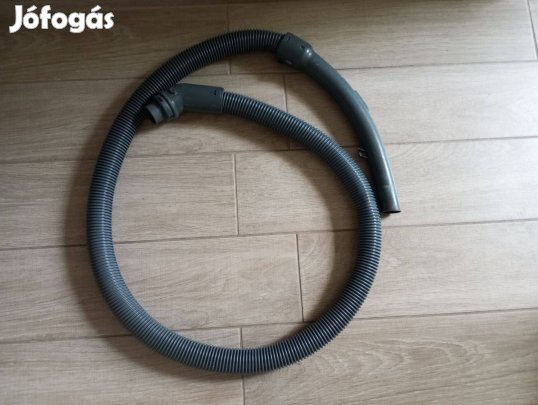 Grundig porszívó gégecső csonkkal és markolattal