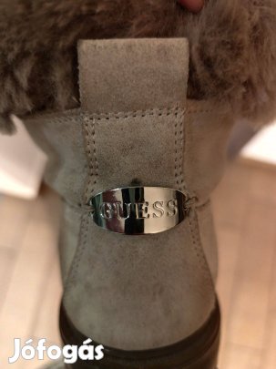 Guess bakancs 40