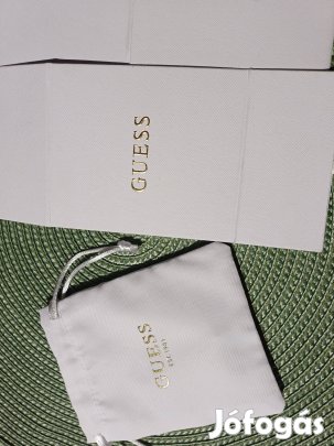 Guess ezüst színű karlánc 4 G logo