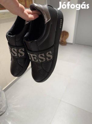 Guess női cipő 39