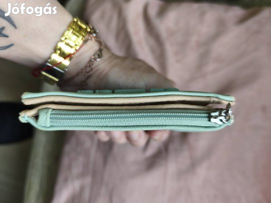 Guess zöld pénztárca 