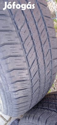 Gumi 265 65 17 ' hilux