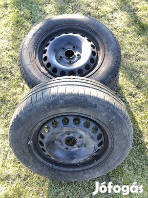 Gumiabroncs felnivel!