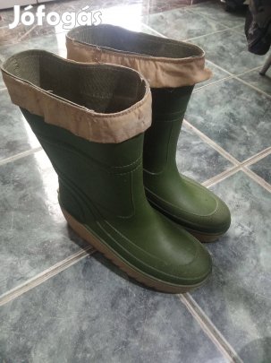 Gumicsizma 45-46-os, zöld színű