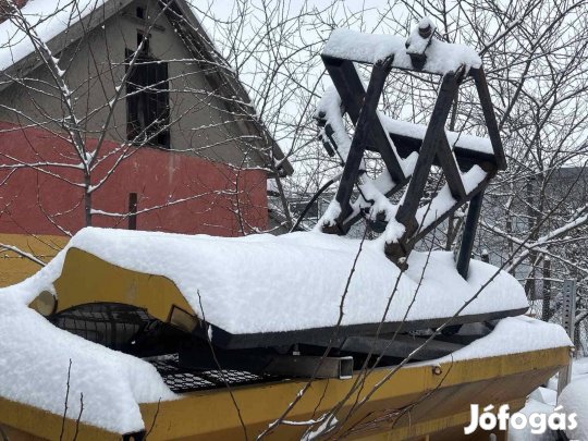 Gumiéles hótolólap hóeke Fronthidraulikára szerelhető