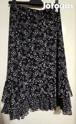 Gumis derekú húzott szoknya