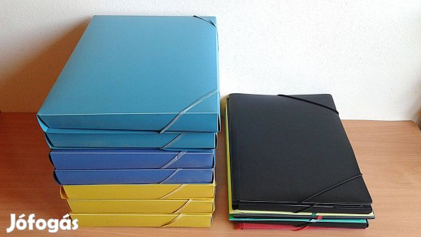 Gumis mappa, irattartó A4, 15 és 40mm, PP müanyag. Egy része új