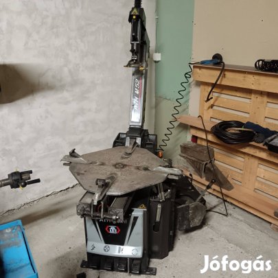 Gumiszerelő gép és centírozógép