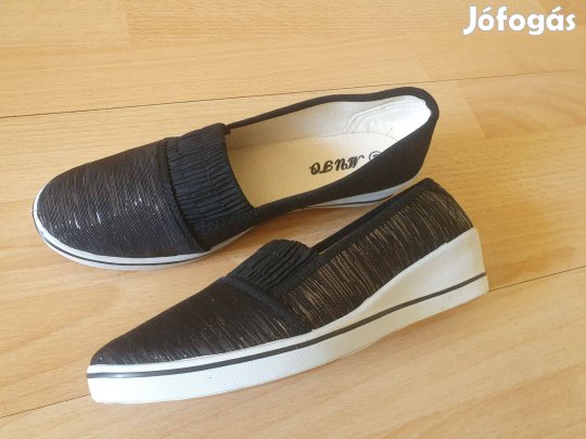 Gumitalpú női vászoncipő 37 új