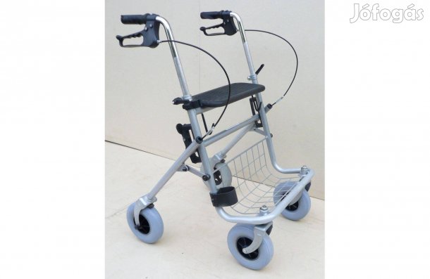 Guruló járókeret rollátor járássegítő eszköz