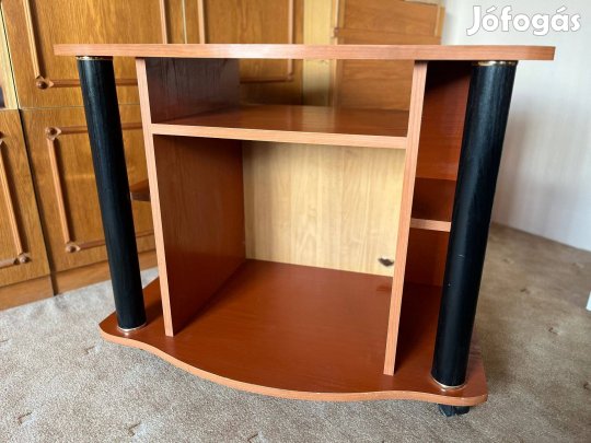 Gurulós TV állvány, tévé szekrény