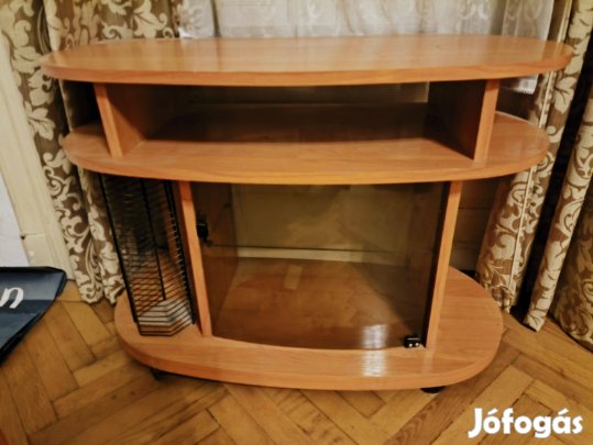 Gurulós Tv állvány ajándék CD tartóval
