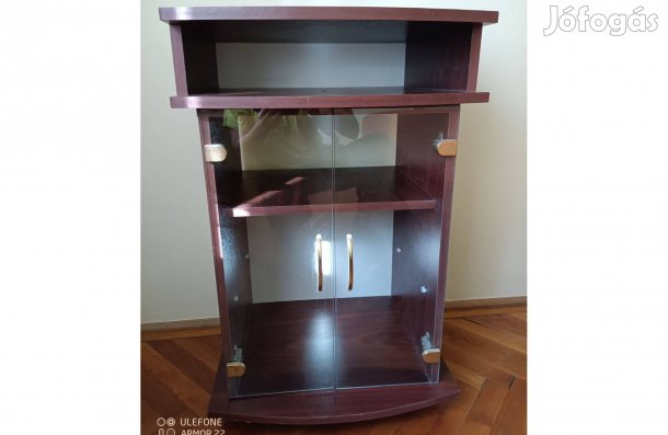 Gurulós, forgatható tv állvány