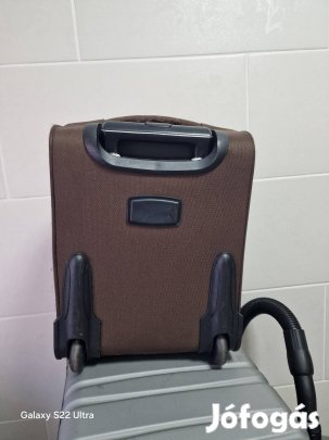 Gurulós barna börönd 