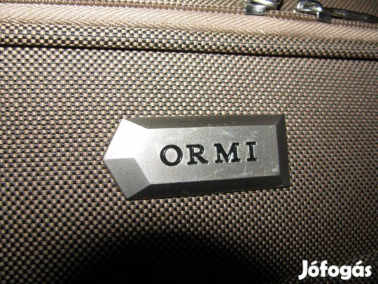 Gurulós bőrönd Ormi 71x45x32 számzár gyönyörű mint új