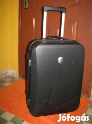 Gurulós bőrönd keményfal 60x40x25 dupla belül 2 g Abs kiváló fekete