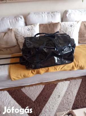 Gurulós bőrönd vízálló 65x35x32cm