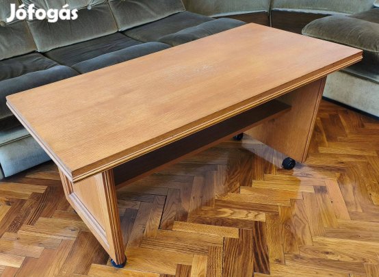 Gurulós fa kisasztal 120×56 cm masszív, alsó polccal