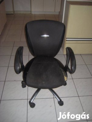 Gurulós forgószék, teleszkópos, karfás