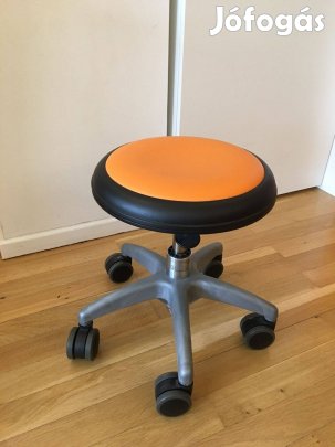 Gurulós forgószék gyereknek