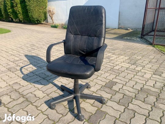 Gurulós irodai szék