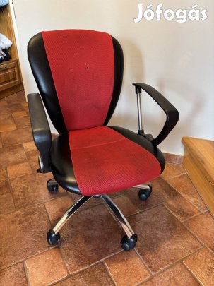 Gurulós irodai szék