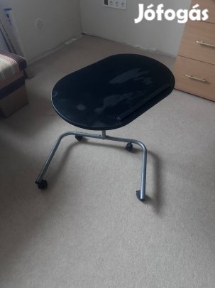 Gurulós laptop asztal