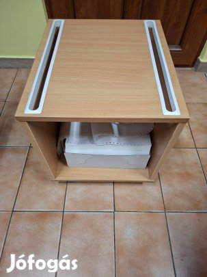 Gurulós leporelló adagoló szekrény