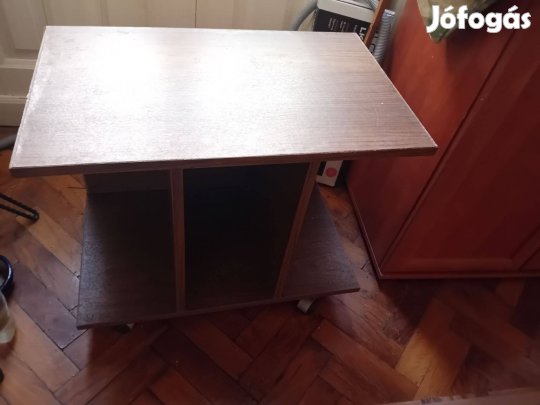 Gurúlós rekeszes zsúrkocsi 60x37 cm 52 cm magas