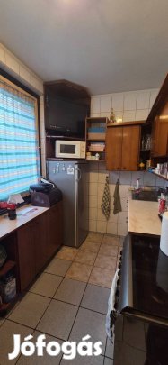 Gyakorló utcai lakás eladó 