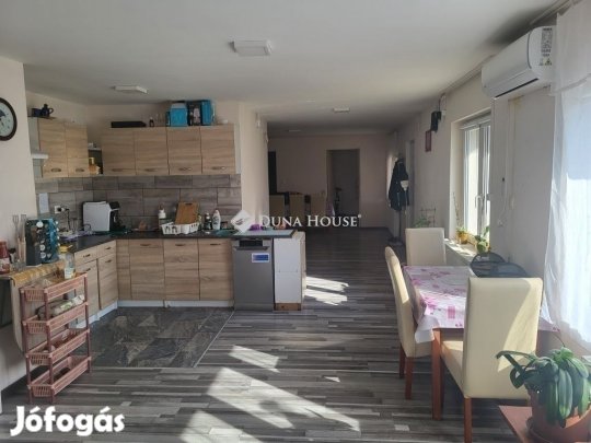 Gyáli 80 nm-es ház eladó