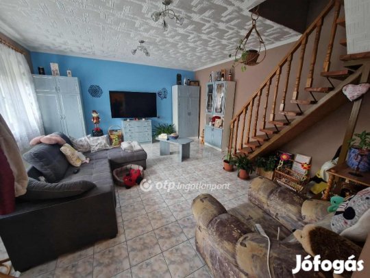 Gyáli eladó 200 nm-es ház