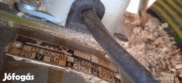 Gyalu és körfűrész