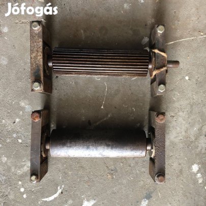 Gyalugép anyag továbbító hengerek