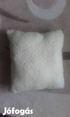 Gyapjú kispárnák Etyek