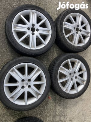 Gyár Renault 17-es alufelni eladó!