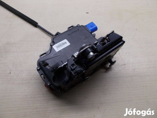 Gyári 6YO839016A Skoda Roomster Fabia II. 2004-08 jobb hátsó ajtózár