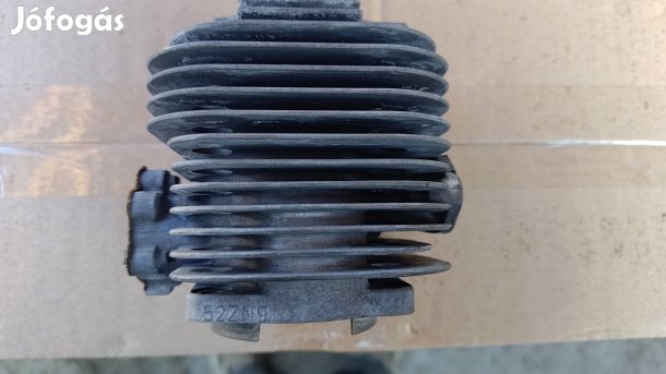 Gyári Mahle henger 52mm Jonsered 801