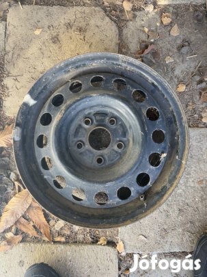 Gyári Suzuki 5x114,3 R15 lemezfelni pótkerék