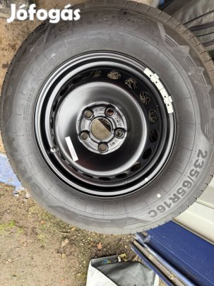 Gyári Új VW Crafter (MAN) 235/65R16C nyáriszett eladó