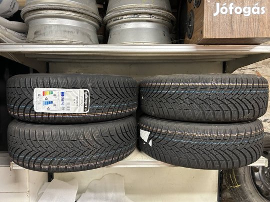 Gyári VW lemezfelni Semperit téligumival Új!