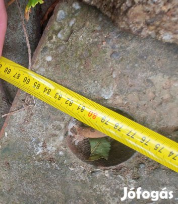 Gyári beton akna vízakna fedél 4900Ft Hajmáskéren