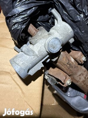 Gyári gyújtás kapcsoló ház  új gyújtás Kapcs Dyna 100 150