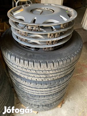 Gyári lemezfelni felni kerék dísztárcsa csavar garnitúra Mercedes W639